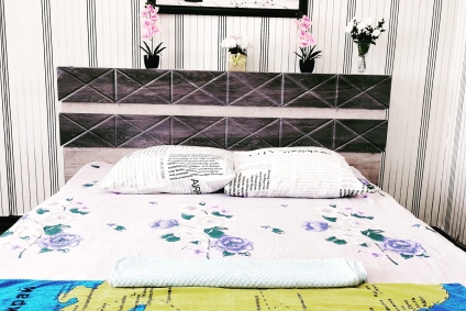 Центр Борисова остановка Автовокзал. Рядом  ПЕЧИ